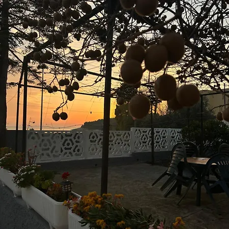 Casa Del Mar Apartman Póla