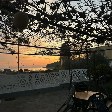 Casa Del Mar *